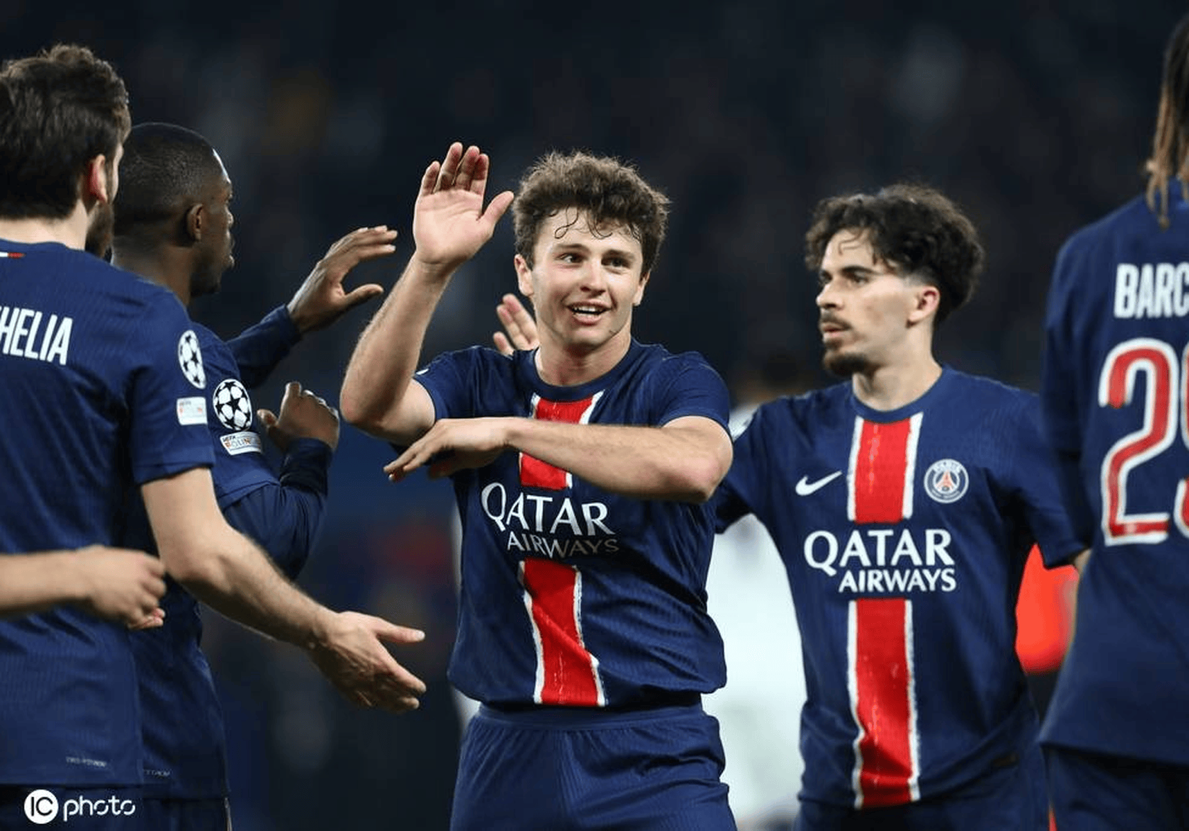 集结日毕尔巴鄂竞技调整名单以备法甲，伤情更新环节打磨，引发热议，高层口径保持一致的简单介绍